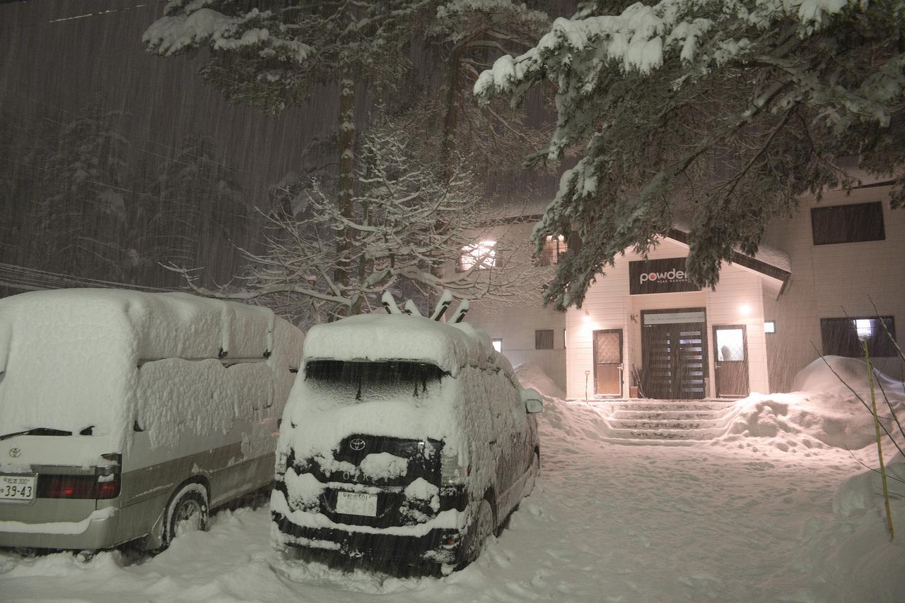 Powder Peak Hakuba Villa Exterior photo